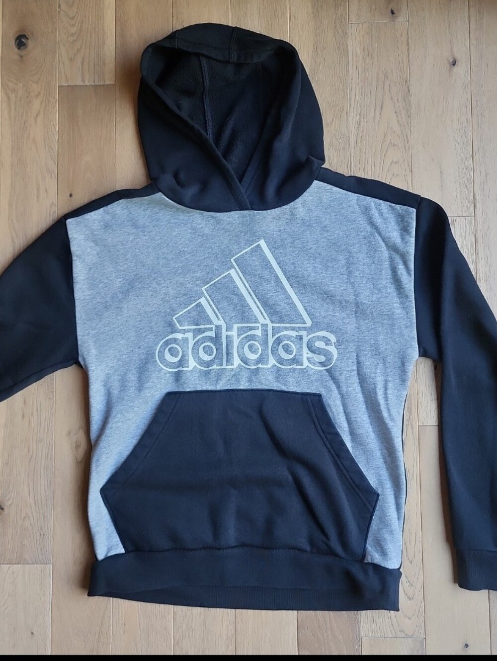 Boys Adidas hoodie, size XL